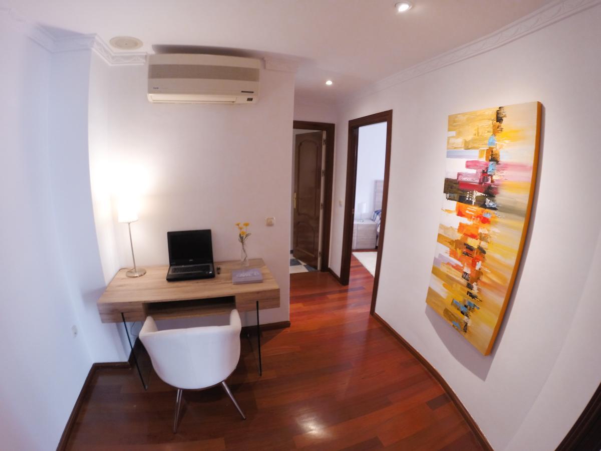 Apt Gibralhorce Suite By Malaga Picasso Rentals Selection Buitenkant foto